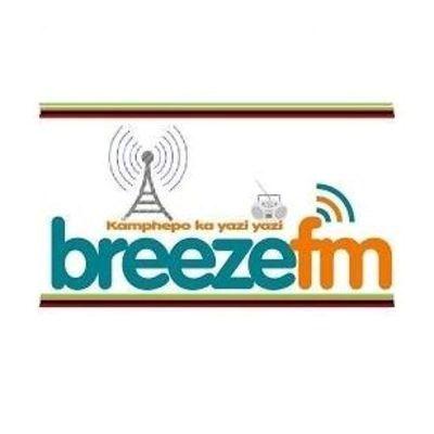 Logotipo de la emisora ​​de radio Breeze FM